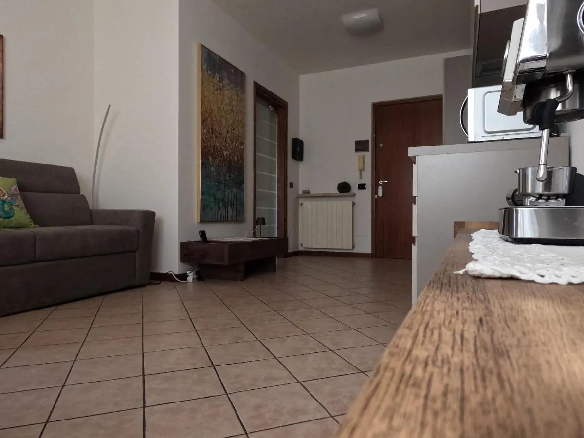 Residence Con Piscina A Garda Garda (Verona)